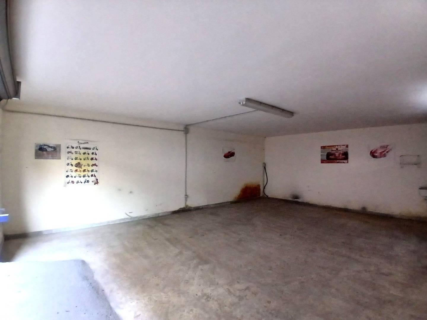 Magazzino da ristrutturare a Qualiano