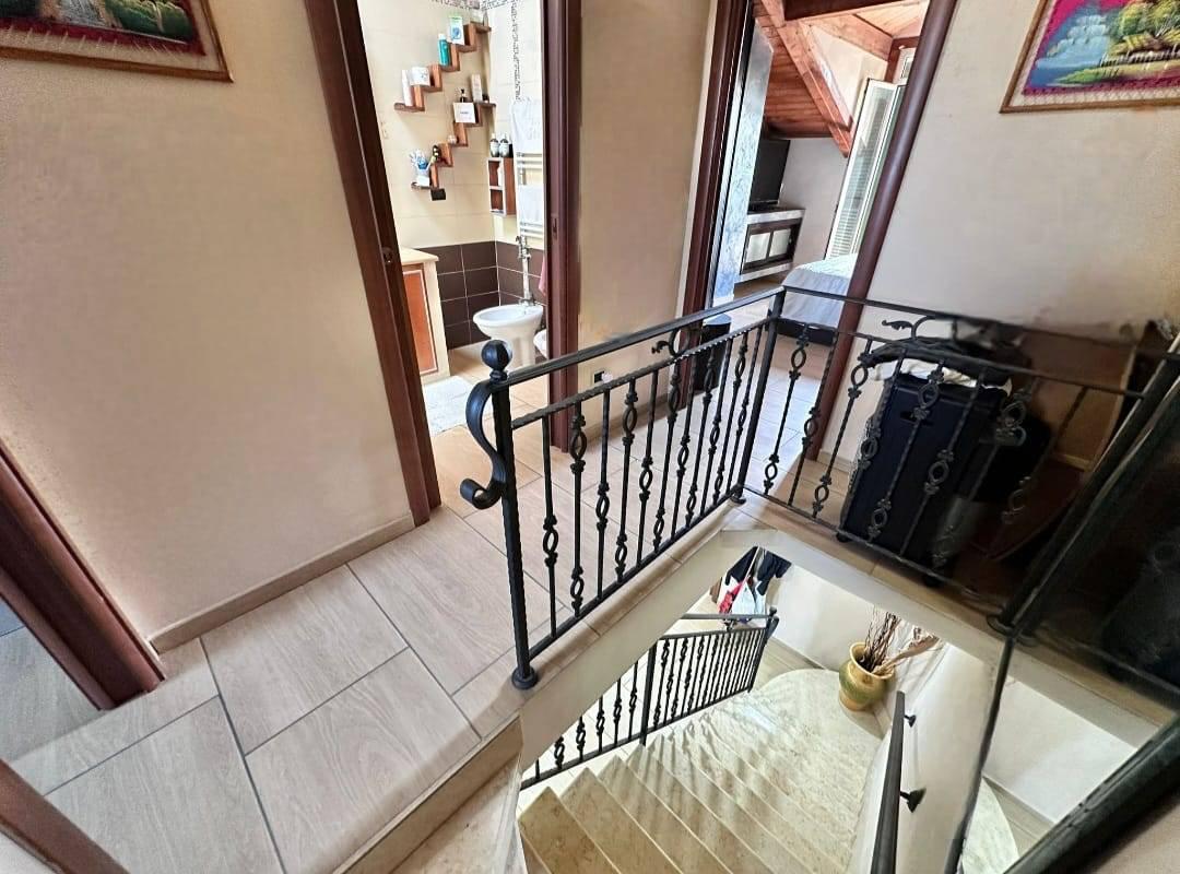 Villa Bifamiliare con giardino a Villaricca