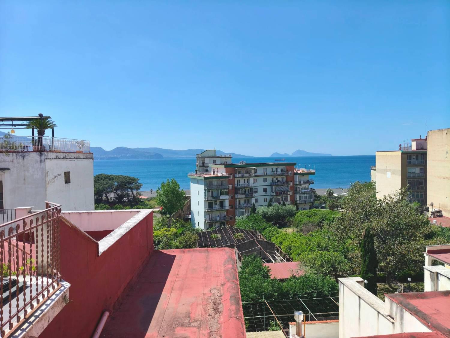 Trilocale in vendita a Torre Annunziata
