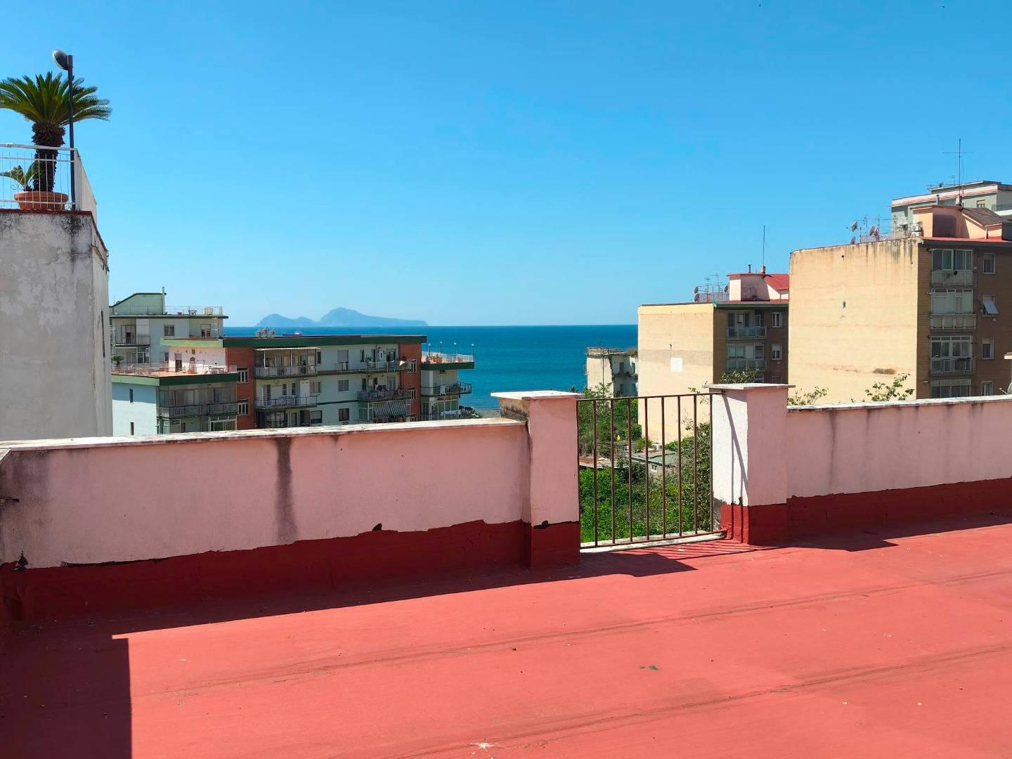 Trilocale in vendita a Torre Annunziata