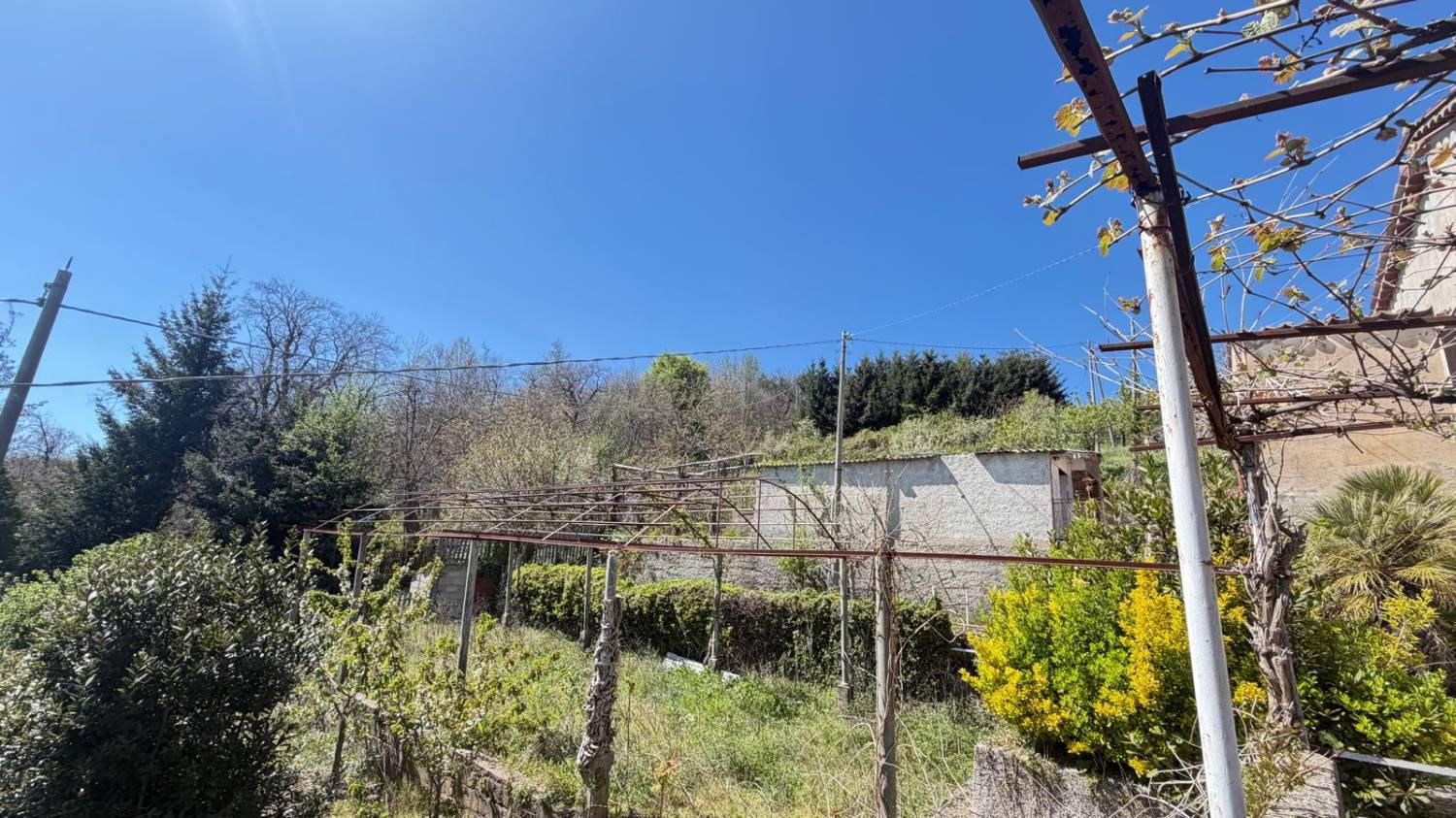 Casa indipendente da ristrutturare a Serrastretta