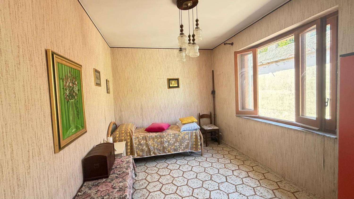Casa indipendente da ristrutturare a Serrastretta