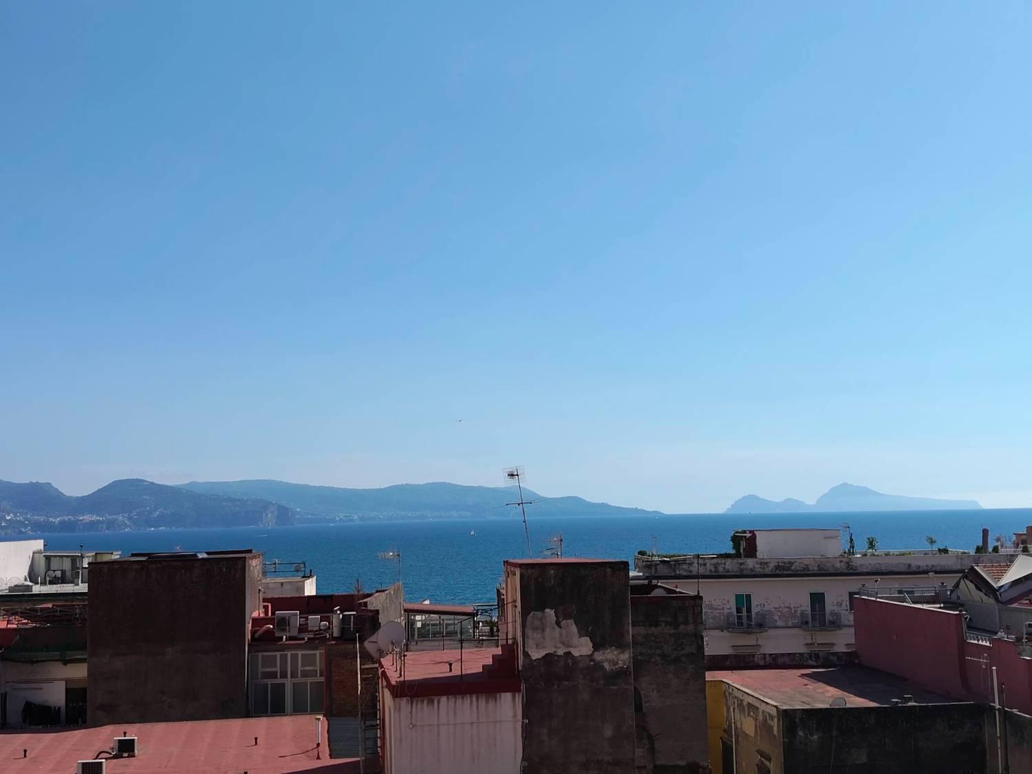 Attico vista mare a Torre Annunziata