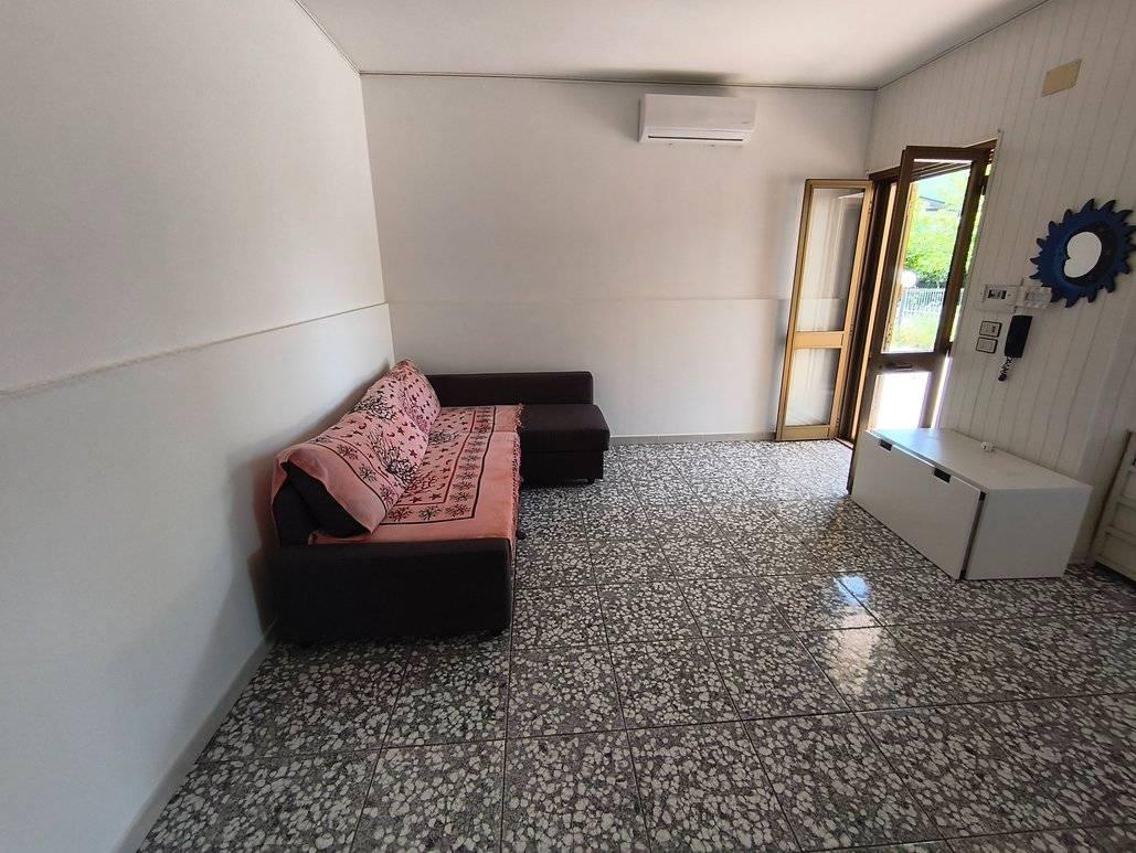 Villa con box a Villapiana