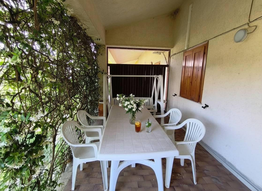 Villa ristrutturata a Cassano allo Ionio