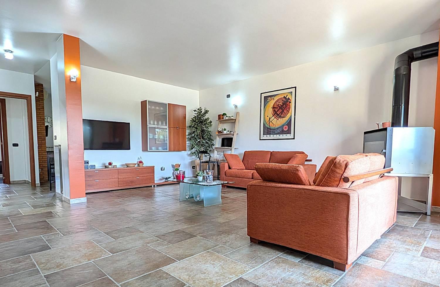 Villa con giardino a Volpiano