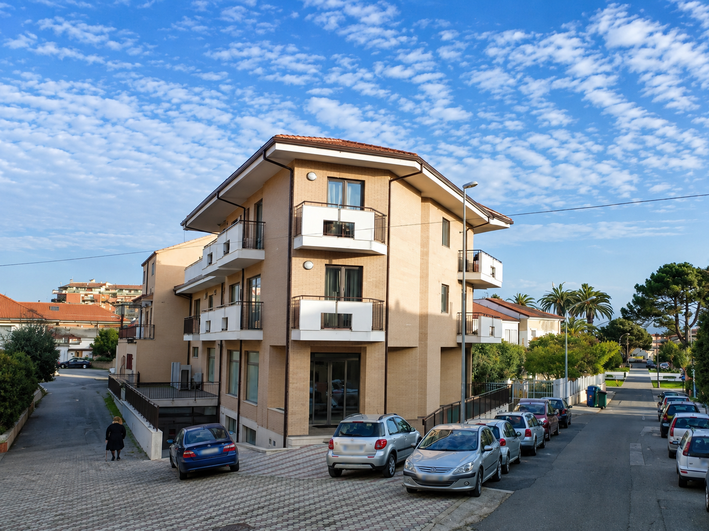 Locale commerciale in affitto a Lamezia Terme