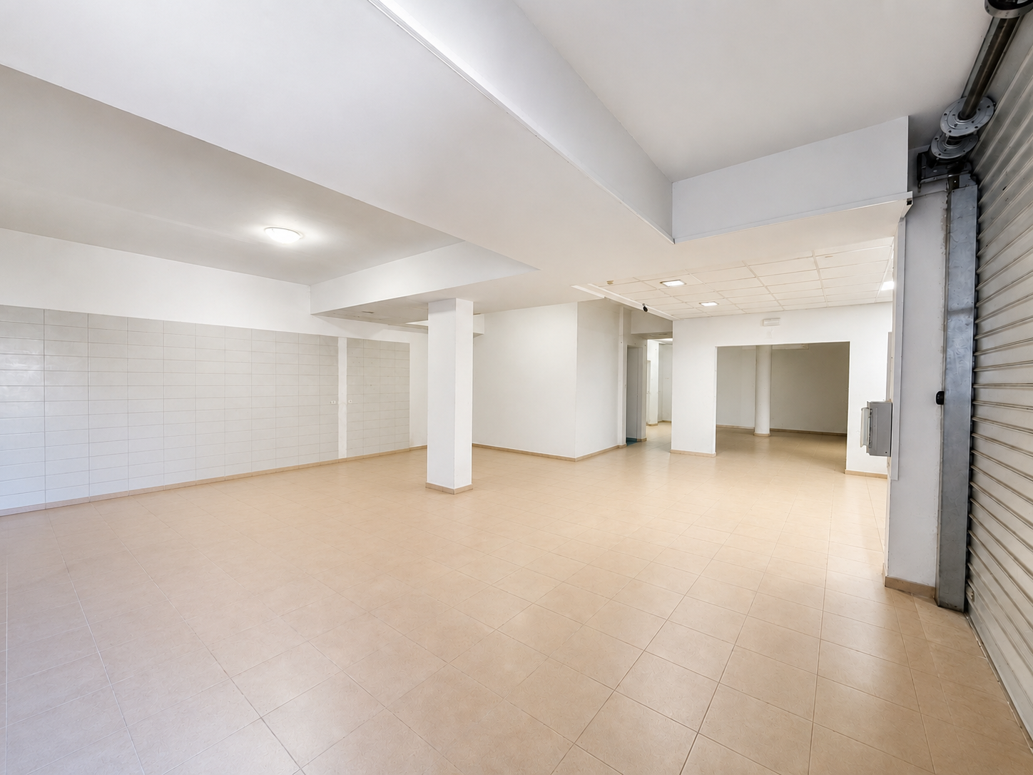 Locale commerciale in affitto a Lamezia Terme