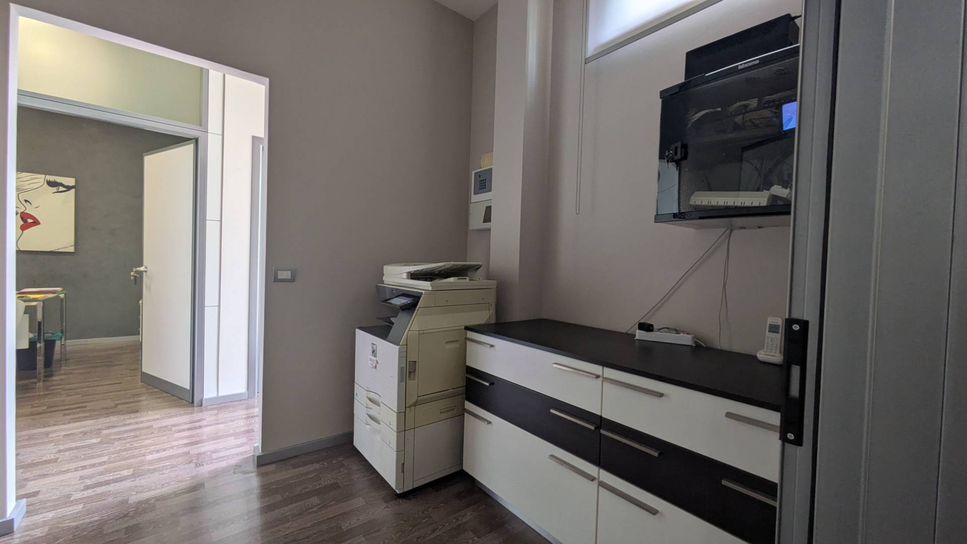 Ufficio in vendita a Giulianova, COLLERANESCO