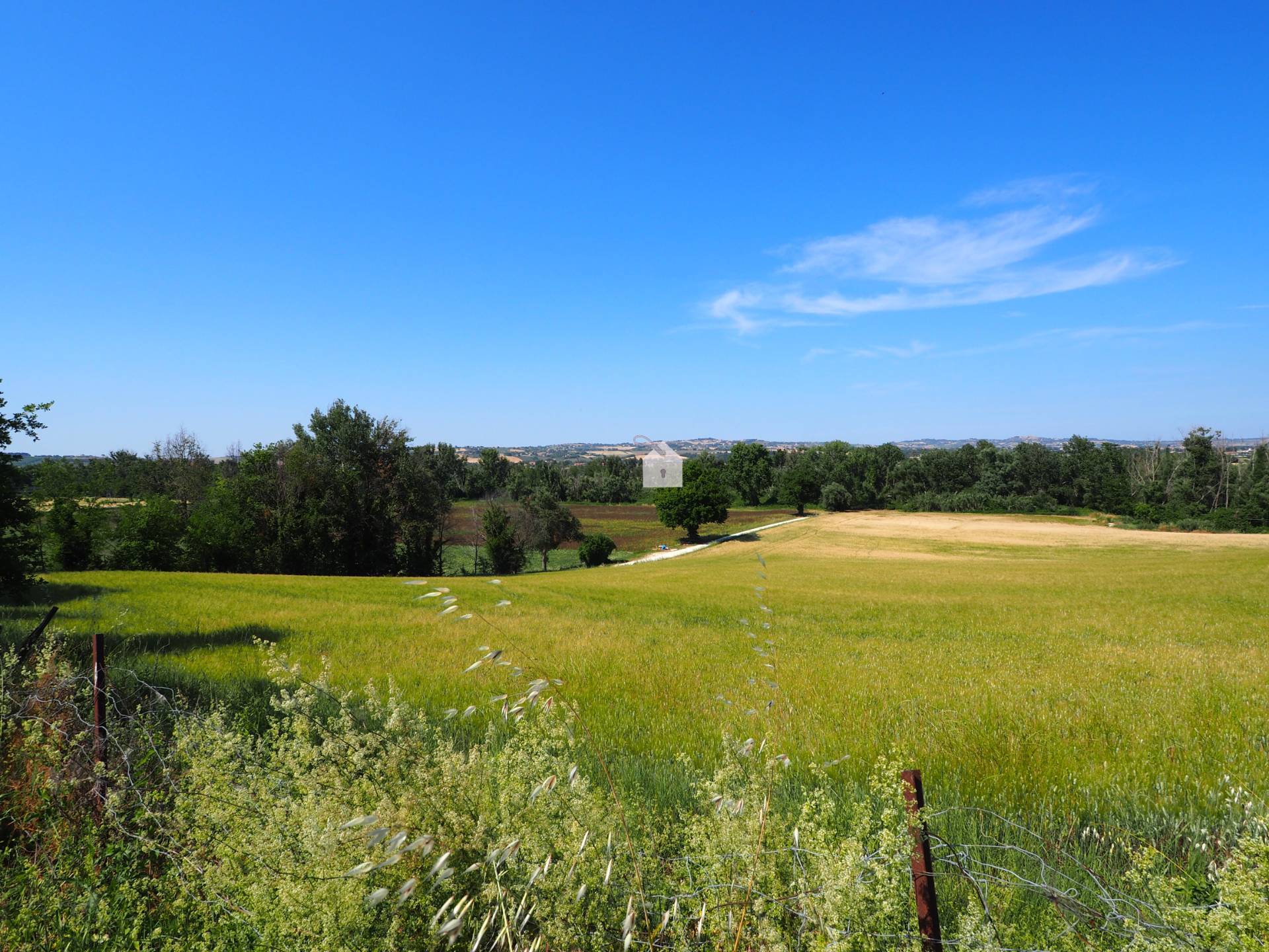 Rustico in vendita a Corridonia, zona semi-centrale