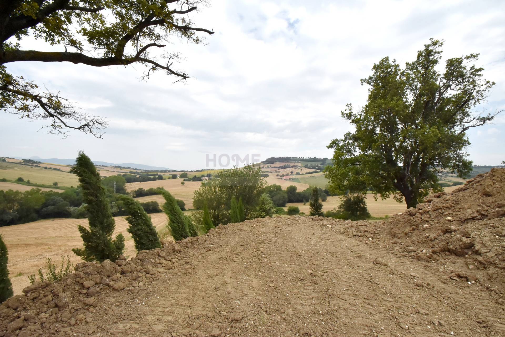 Terreno edificabile in vendita a Macerata, zona Collevario