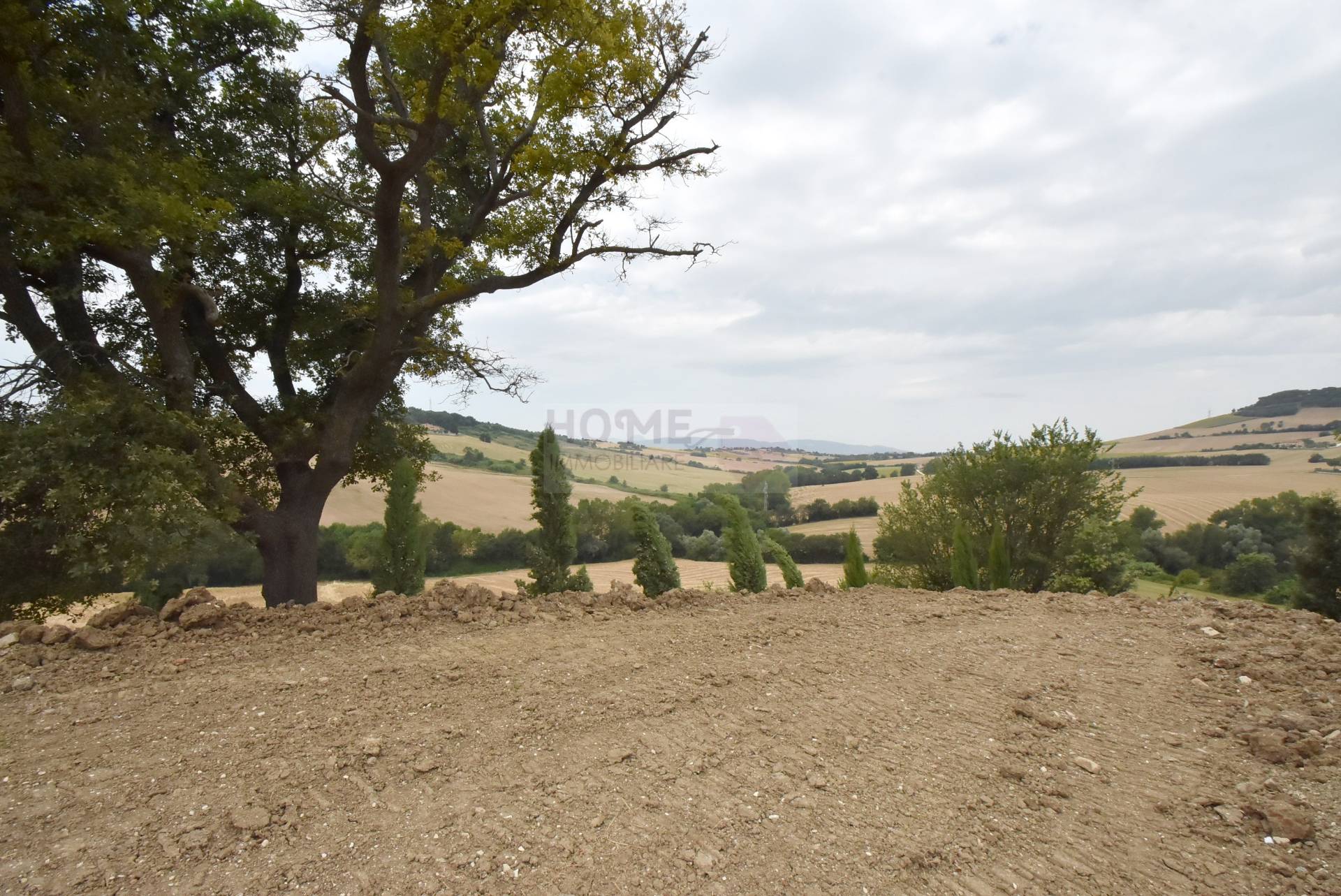 Terreno edificabile in vendita a Macerata, zona Collevario