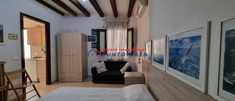 Monolocale arredato in affitto a Trapani