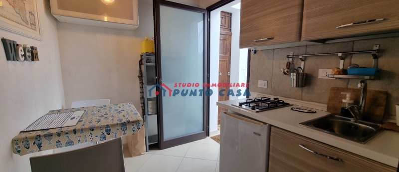 Monolocale arredato in affitto a Trapani