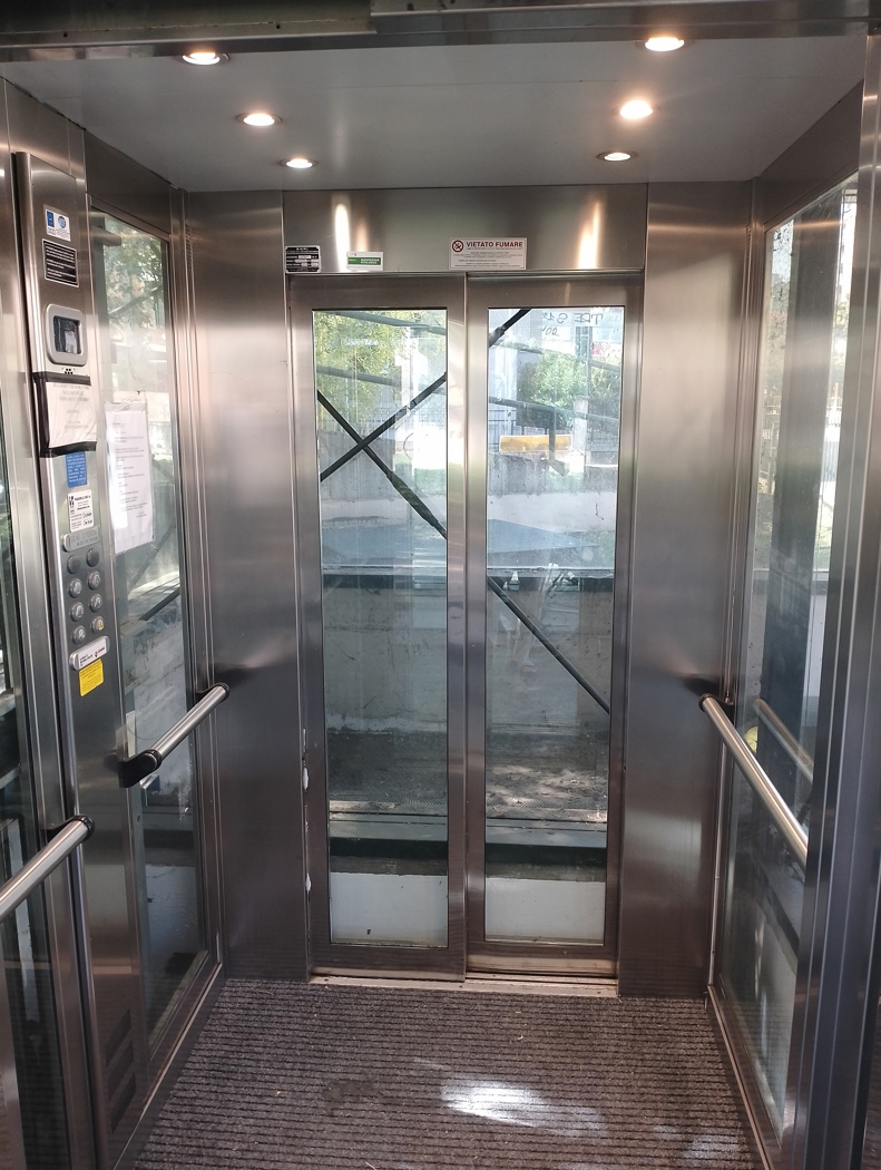 Box/Garage 15mq in vendita a Milano