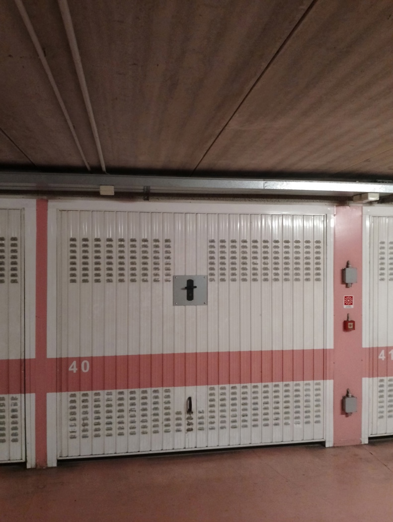 Box/Garage 15mq in vendita a Milano