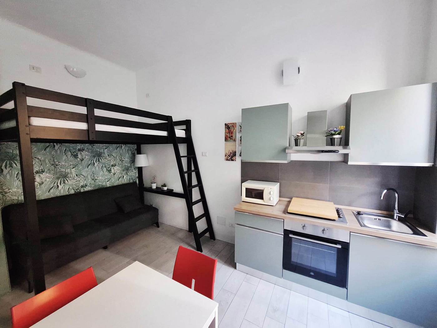 Monolocale arredato in affitto a Milano