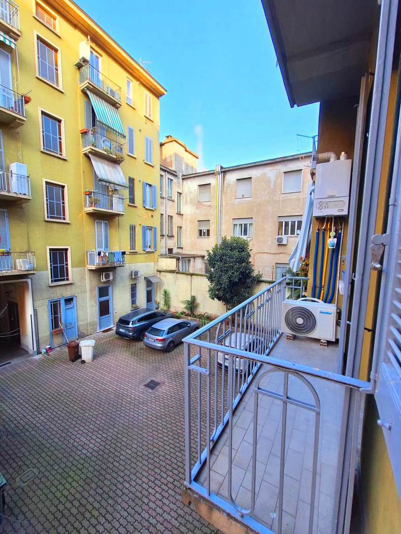 Monolocale arredato in affitto a Milano