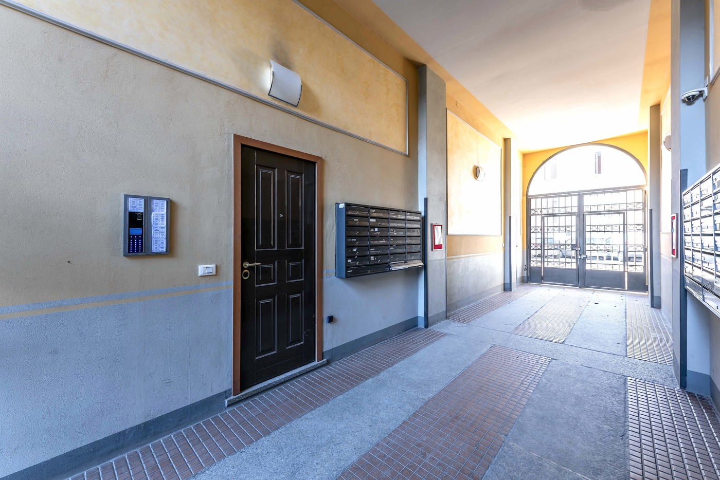 Bilocale arredato in affitto a Milano