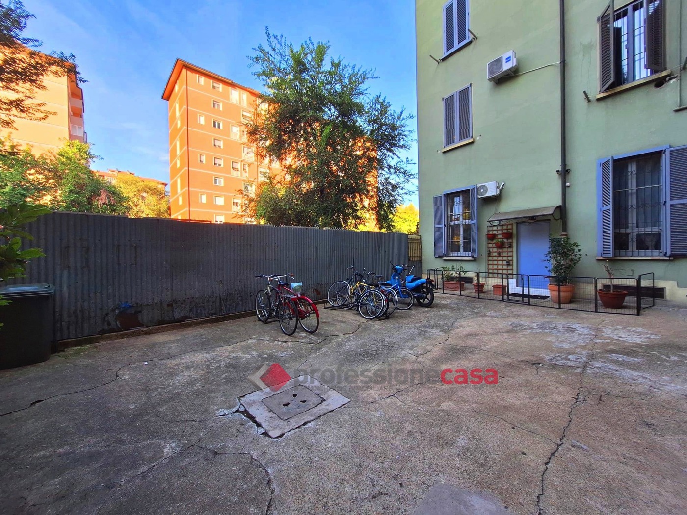 Monolocale arredato in affitto a Milano