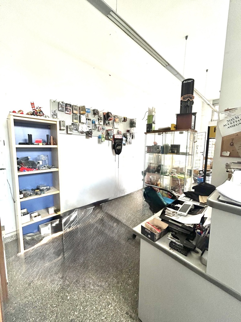 Negozio in affitto a Milano