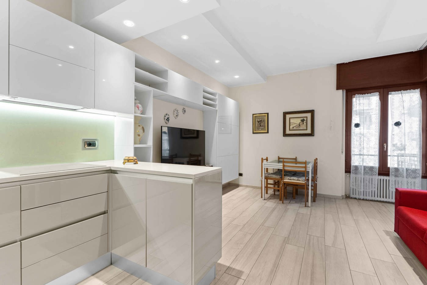 Trilocale nuovo a Milano