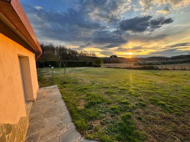 Villa con giardino a Collesalvetti