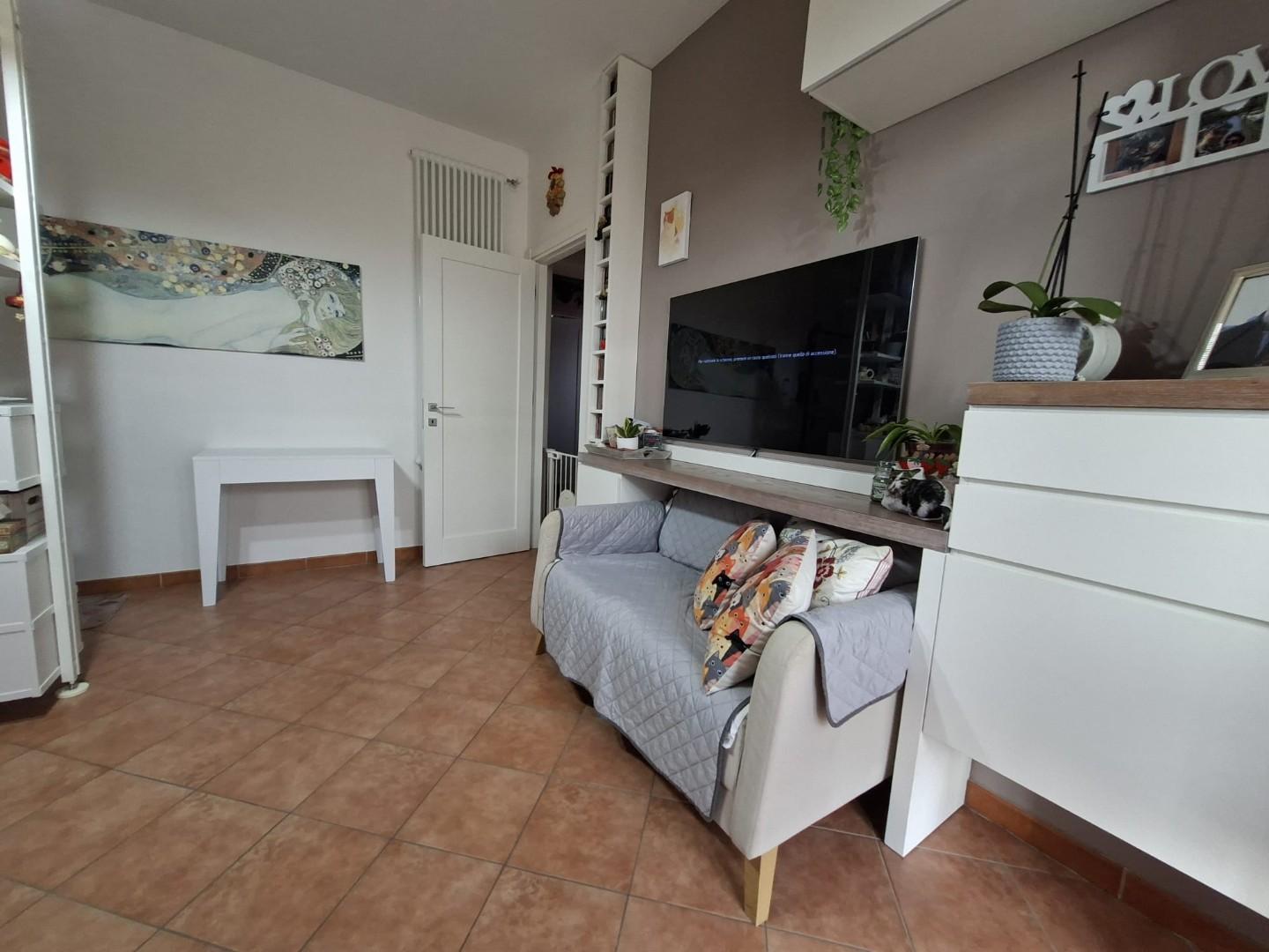 Trilocale ristrutturato, Collesalvetti vicarello