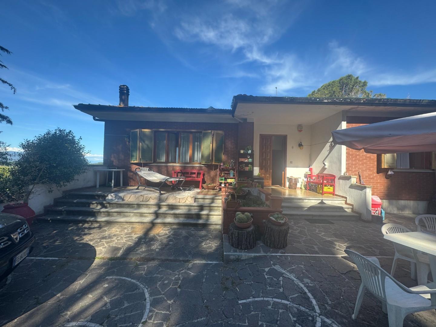 Casa indipendente con giardino, Collesalvetti castell'anselmo
