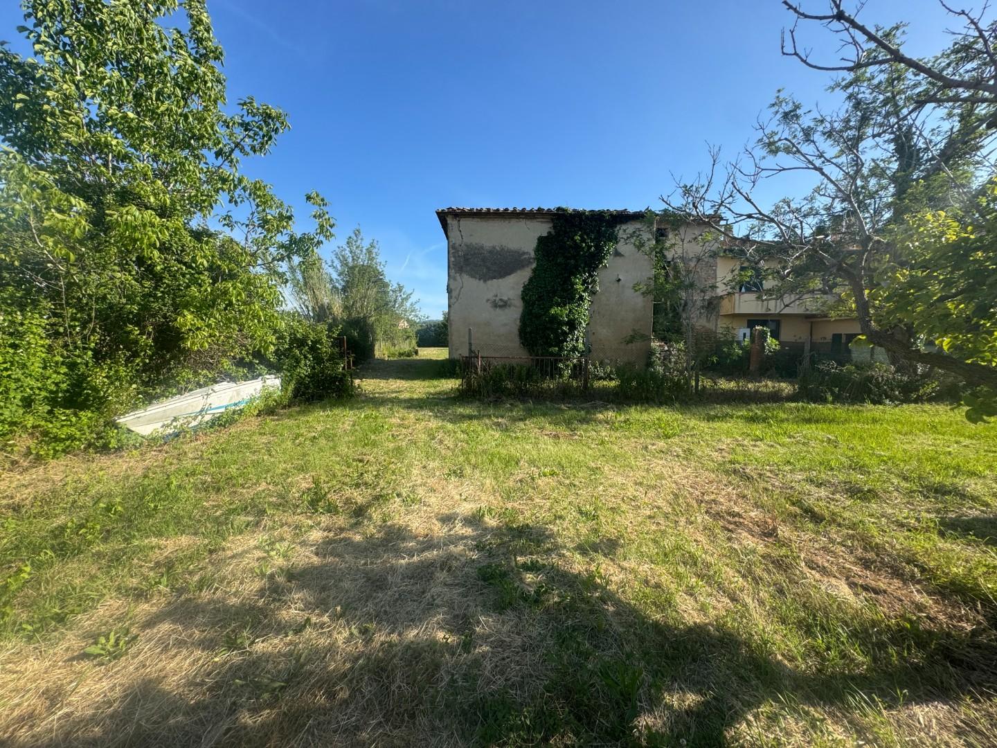 Rustico con giardino, Collesalvetti guasticce