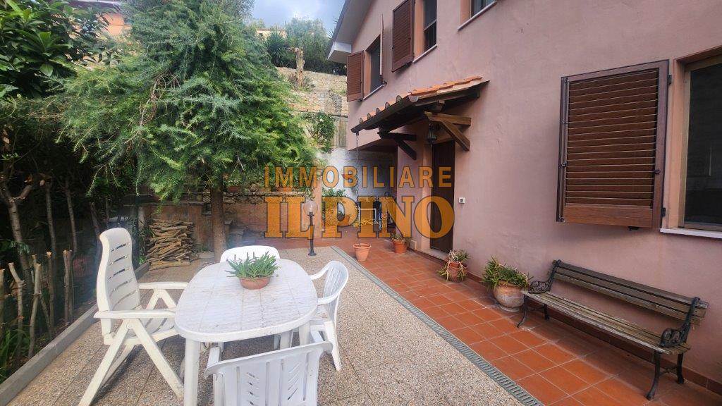 Villa Bifamiliare con giardino, Calci la gabella