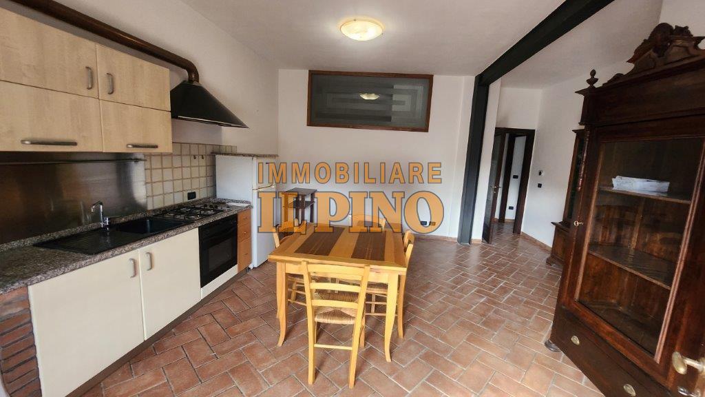 Trilocale arredato in affitto, Vicopisano uliveto terme