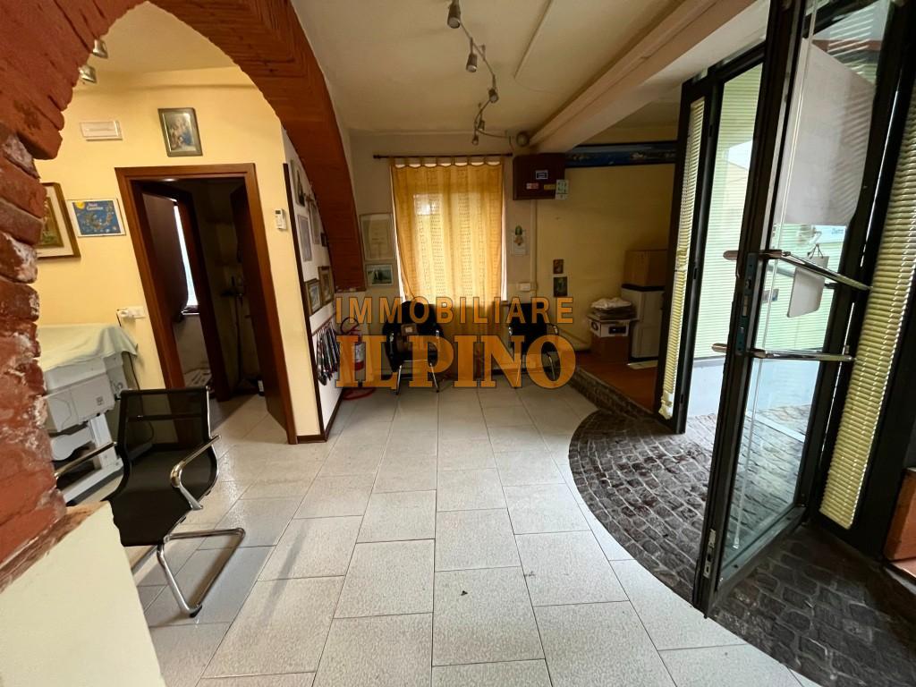 Locale commerciale in affitto, Cascina casciavola