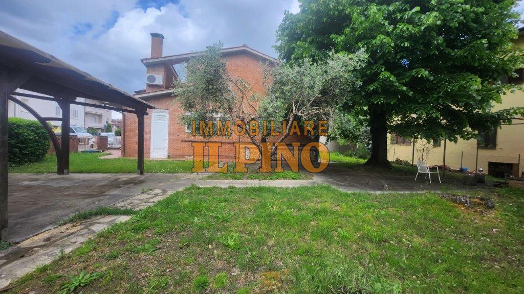 Casa indipendente con giardino, Calcinaia fornacette