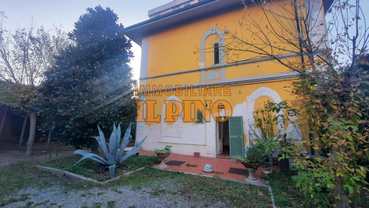 Appartamento con giardino, Calcinaia fornacette