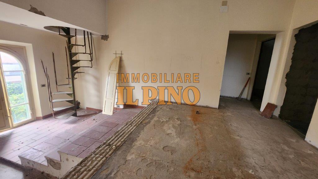 Appartamento con giardino, Calcinaia fornacette