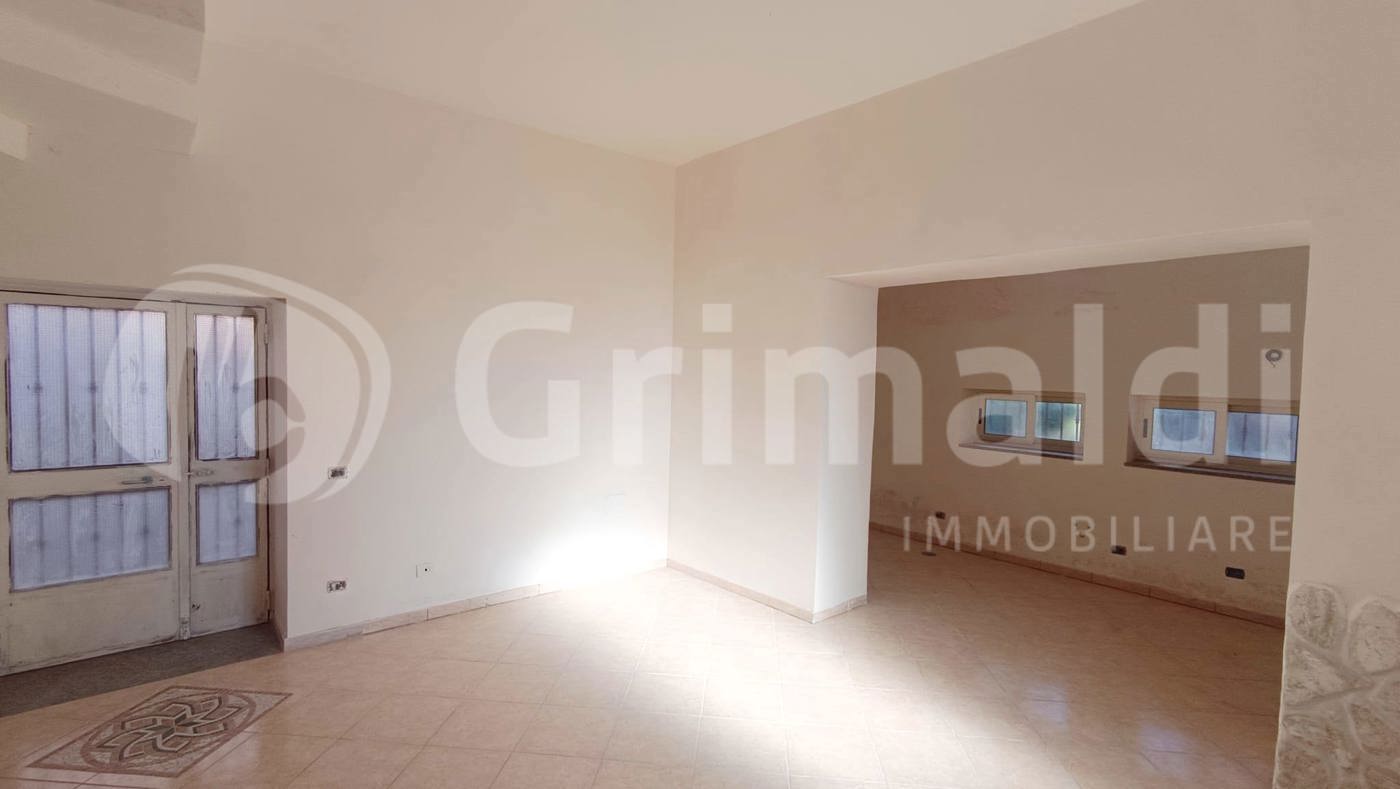 Trilocale con box a Marigliano