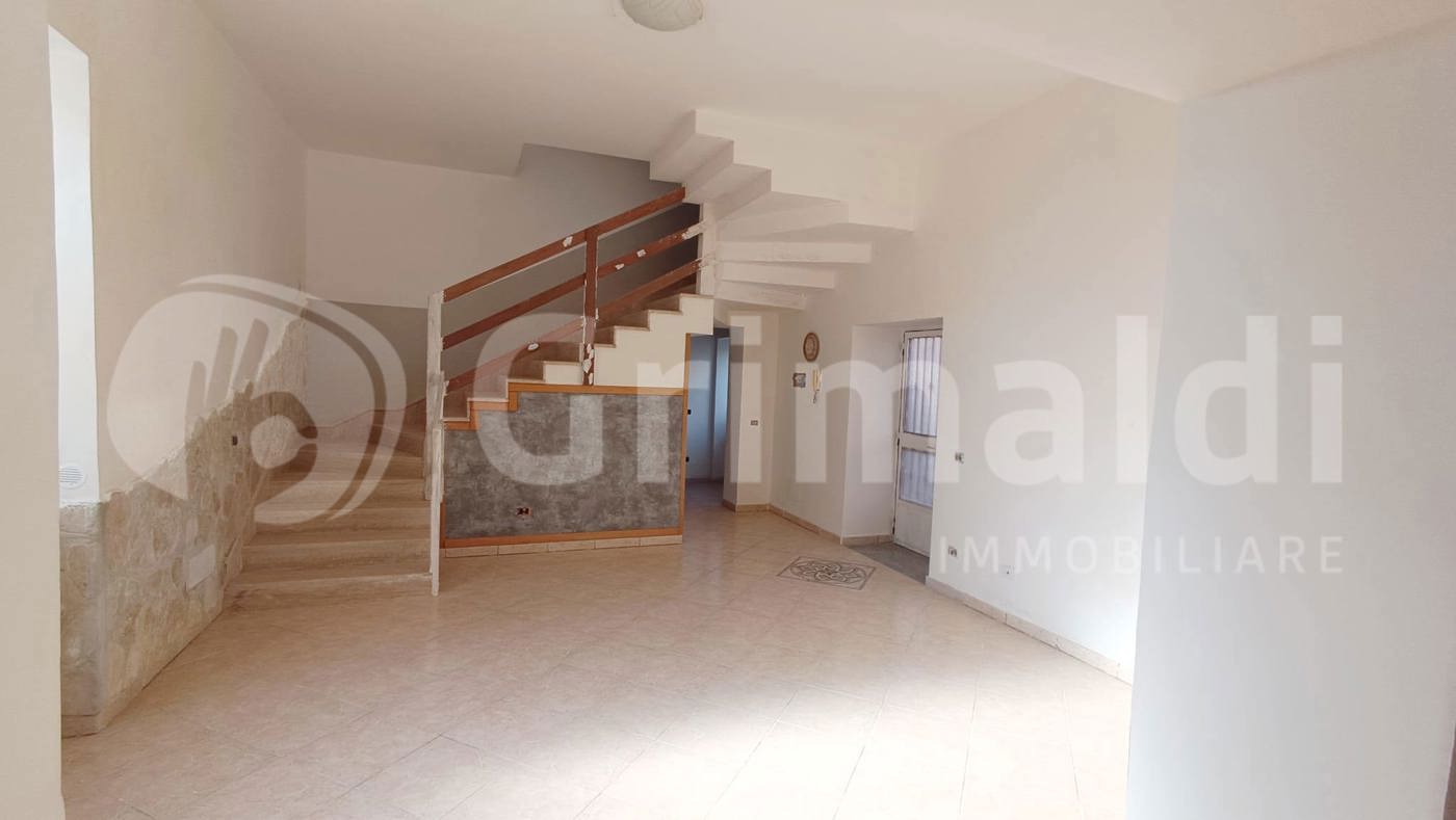 Trilocale con box a Marigliano