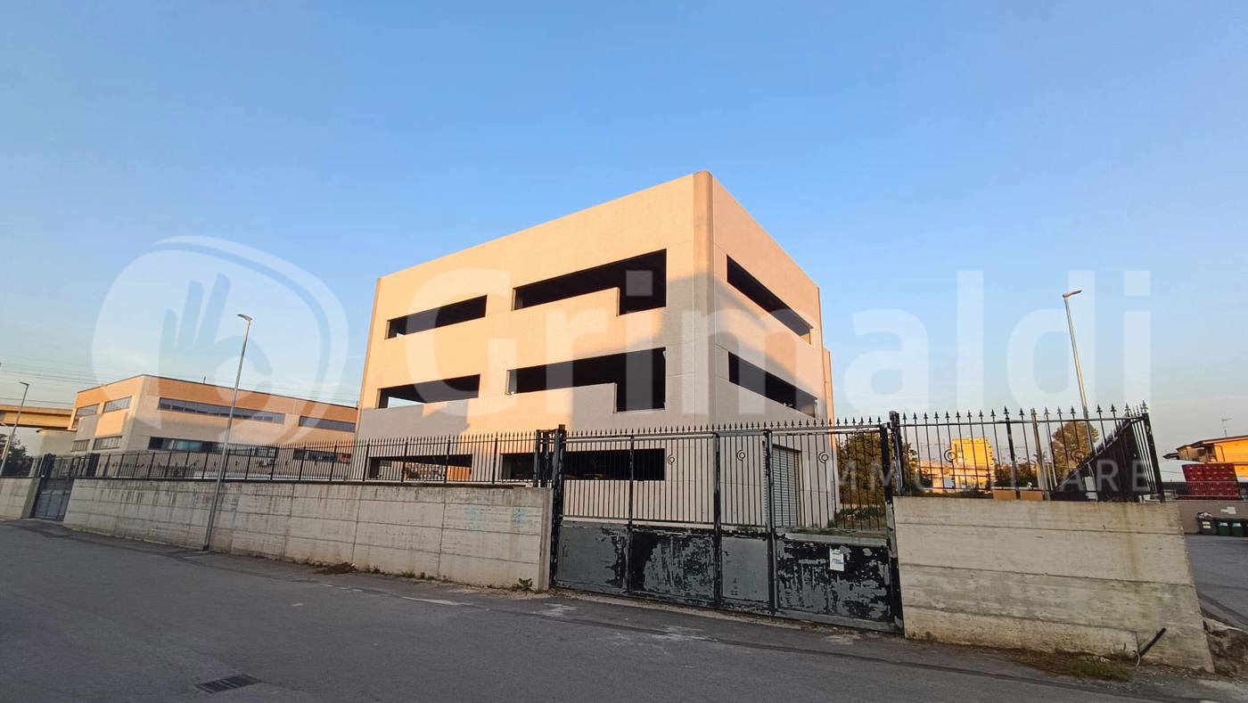 Ufficio in affitto a Castello di Cisterna