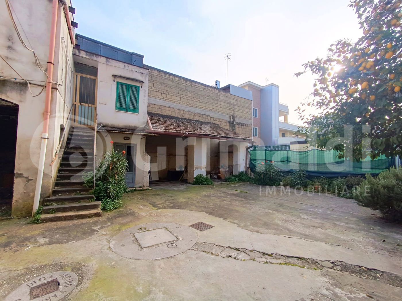 Stabile/Palazzo in vendita a Brusciano