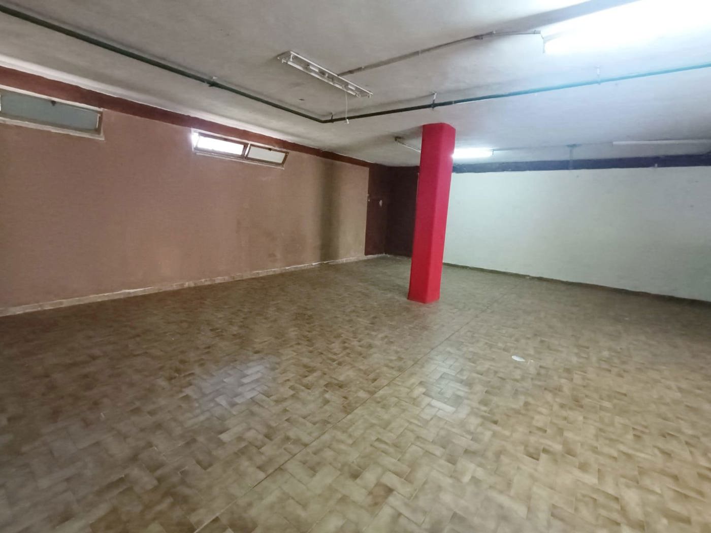 Magazzino in vendita a Brusciano