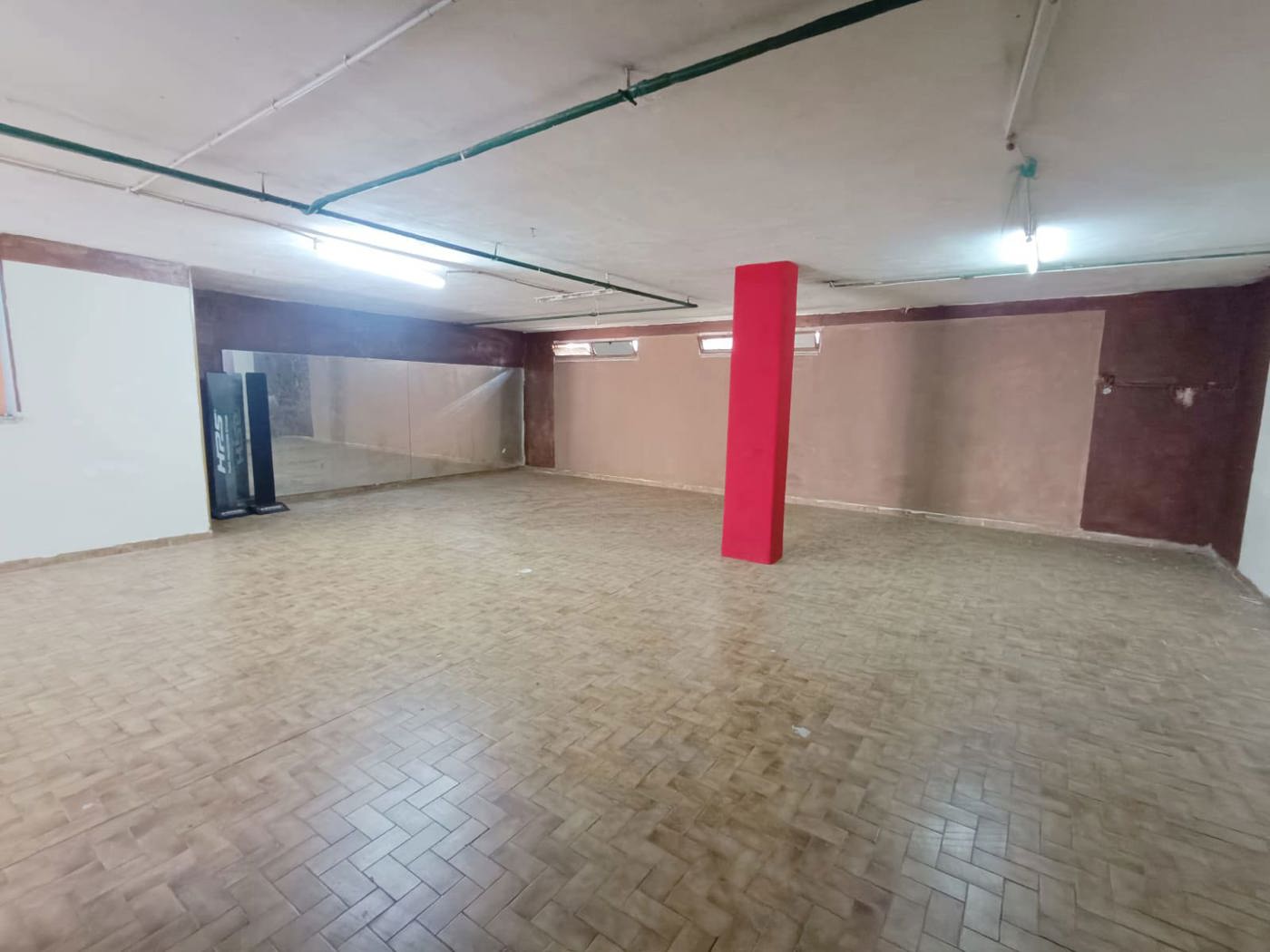 Magazzino in vendita a Brusciano