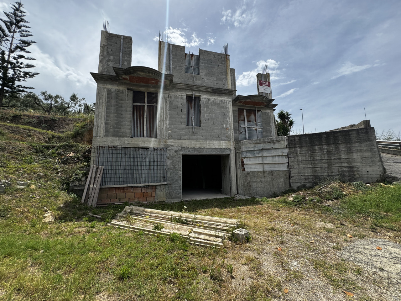 Stabile/Palazzo in vendita a Messina