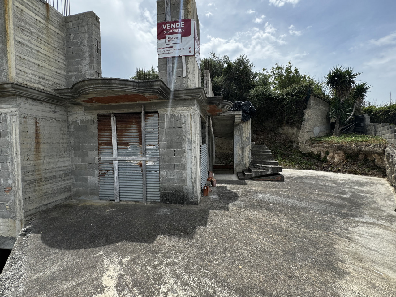 Stabile/Palazzo in vendita a Messina