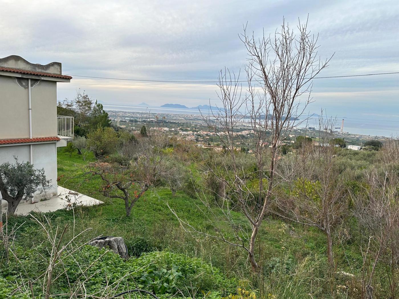 Appartamento con giardino a Pace del Mela