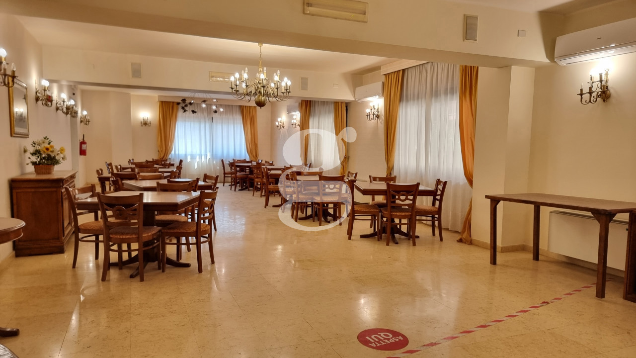 Attivit commerciale Albergo in vendita a Falcone