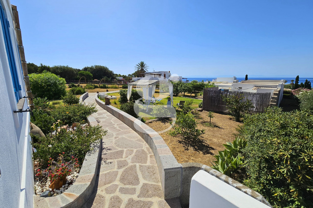 Attivit commerciale in vendita a Lipari
