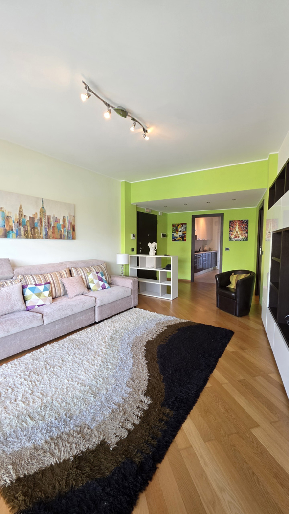 Trilocale arredato in affitto a Milazzo