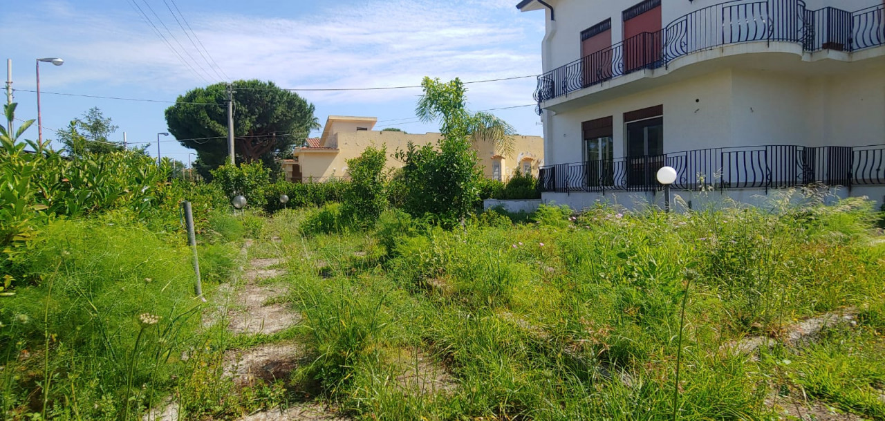 Casa indipendente con giardino a Milazzo