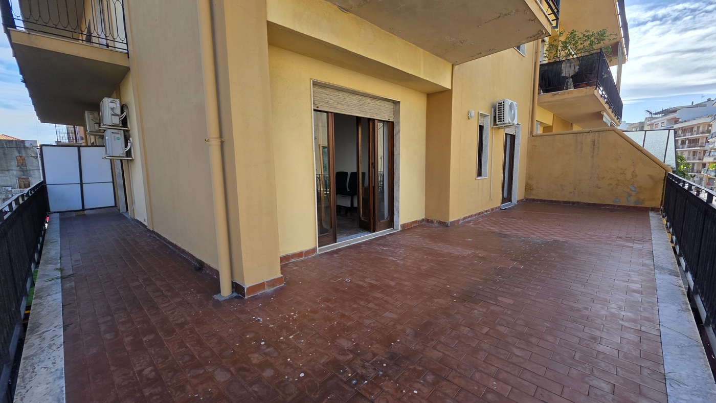 Trilocale in affitto a Milazzo